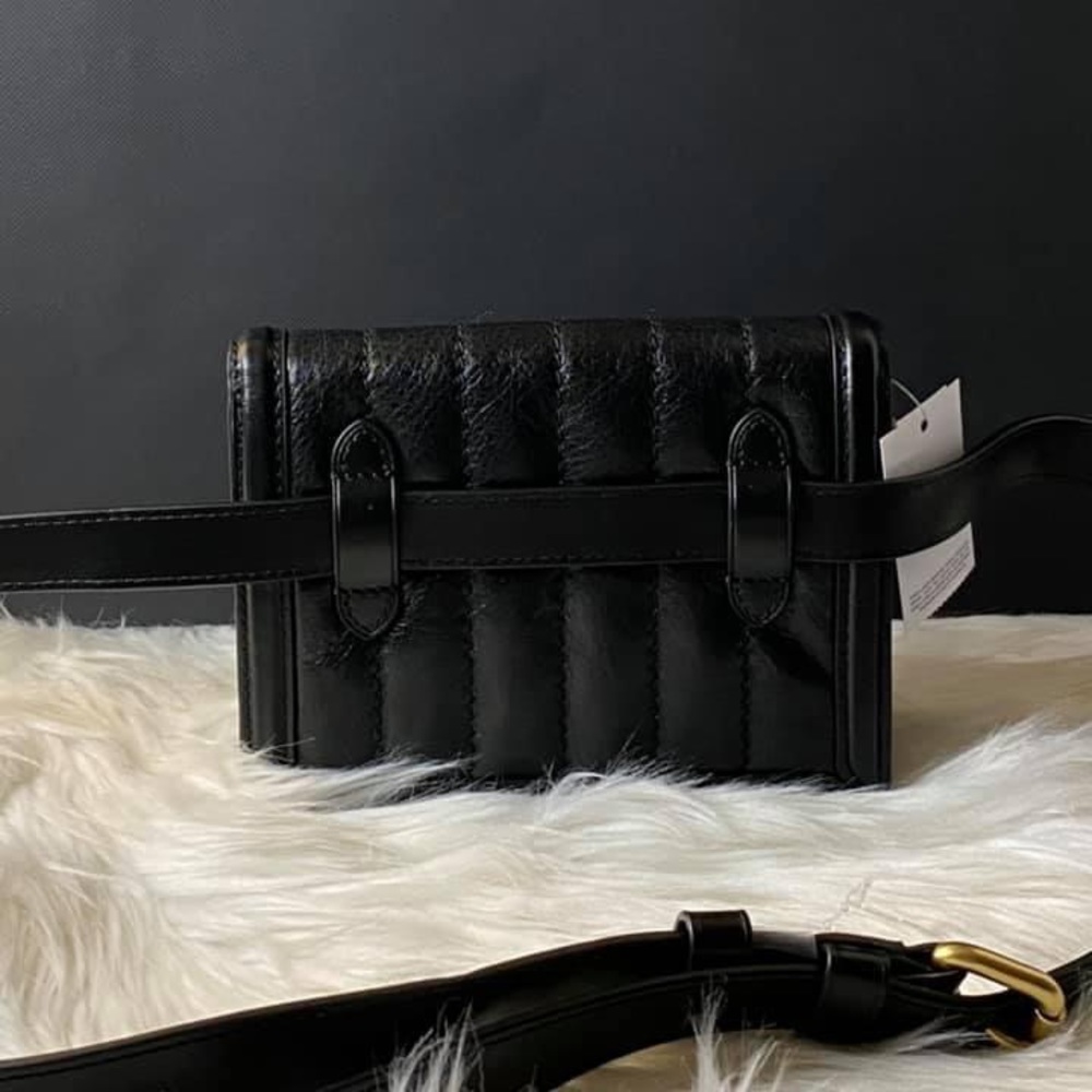 89240 - Coach Hutton Belt Bag with Quilting - Picture 7 of 16